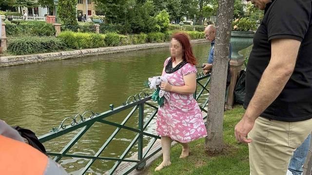 Gören telefona sarıldı, gerçek bambaşka çıktı! İntihar edecek zannedilen kadın, herkesi güldürdü