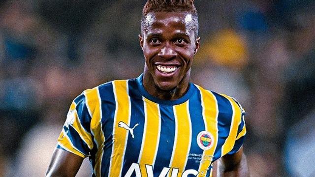 Fenerbahçe, Zaha transferini bitiriyor! Yıldız futbolcu Suudi Arabistan'dan gelen teklifi reddetti