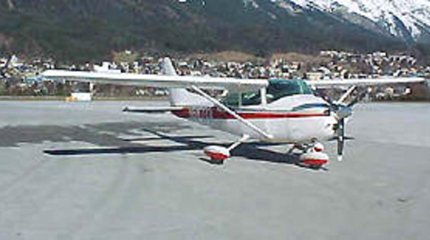 Korsika'da u&ccedil;ak d&uuml;şt&uuml;: 2 &ouml;l&uuml;