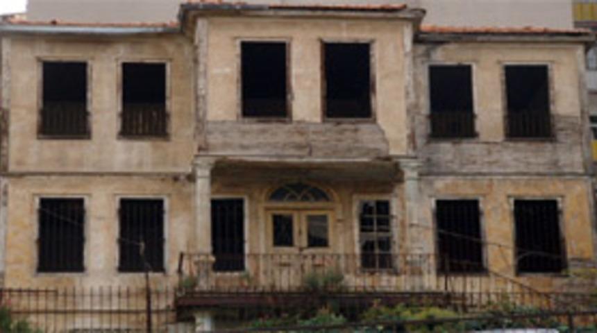 Vakıflardan dev atak