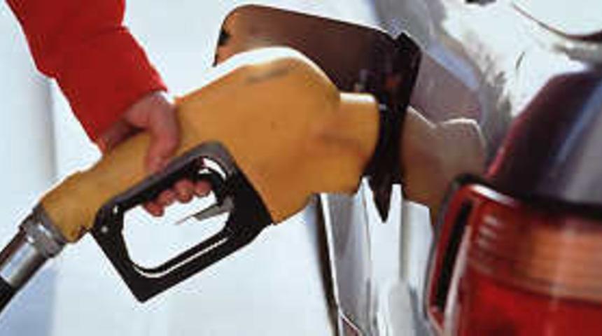 S&uuml;per benzine 2006 sonunda elveda