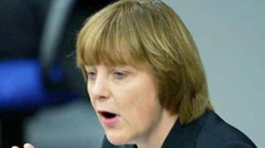 Merkel, ''İslam zirvesi'' hazırlığında 