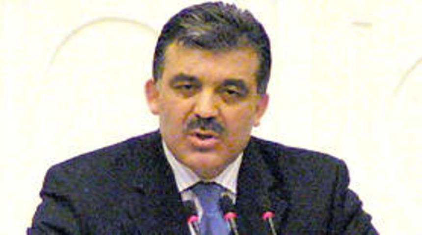 Bakan G&uuml;l'den basına 'y&ouml;ntem' sitemi