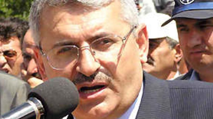 "Telekom, &uuml;lke yararına &ouml;zelleştiriliyor"