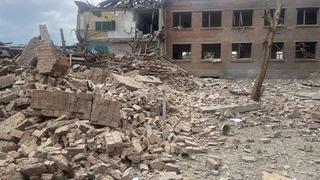 Rusya, Ukrayna’da okulu vurdu! Ölü ve yaralılar var