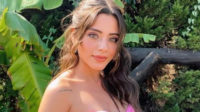 Kızılcık Şerbeti'nin yıldızı Sıla Türkoğlu pozlarıyla nefes kesti! Alp Navruz dayanamadı