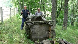 Görenlerin dikkatini çekiyor! Türkiye'nin en ilginç mezarlığı... Yok olma tehlikesiyle karşı karşıya