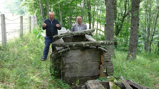 Görenlerin dikkatini çekiyor! Türkiye'nin en ilginç mezarlığı... Yok olma tehlikesiyle karşı karşıya