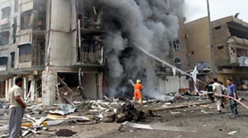 Bağdat'ta 3 ayrı saldırı: 13 &ouml;l&uuml;