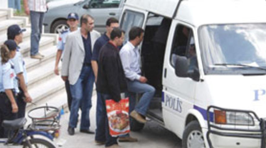 Afyonkarahisar'da kredi kartı operasyonu