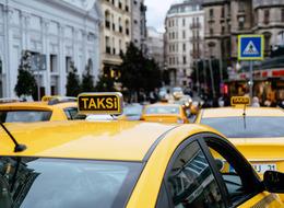 Son 5 ayda yüzde 15'i buldu! Milyonlar havada uçuşuyordu, sert düşüş... İstanbul kararı taksi plakası fiyatlarını sarstı