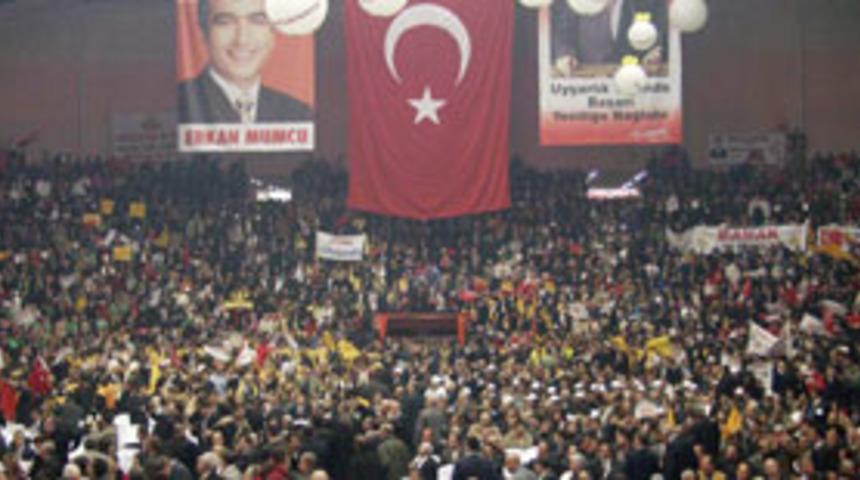 ANAP'ta t&uuml;z&uuml;k değişikliği