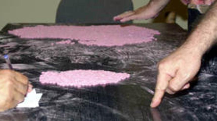 "Uyuşturucu profes&ouml;r&uuml;" operasyonu