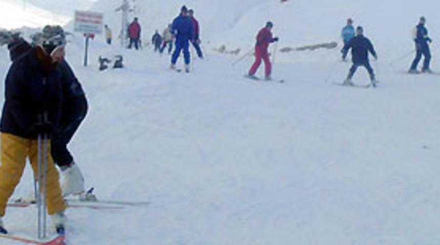 Paland&ouml;ken beyaza b&uuml;r&uuml;nd&uuml;