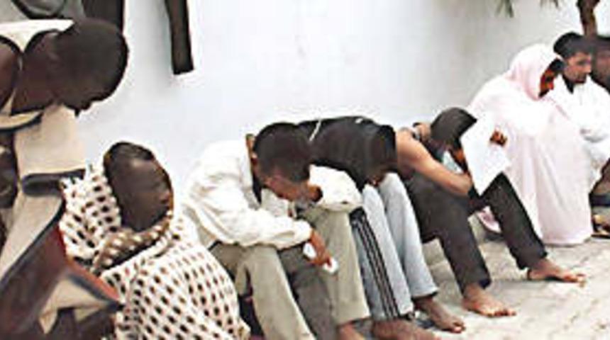 Van'da 26 ka&ccedil;ak Pakistanlı yakalandı