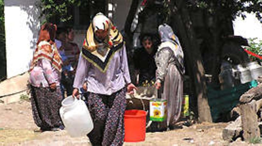 "T&uuml;rkiye'de susuz k&ouml;y kalmayacak"