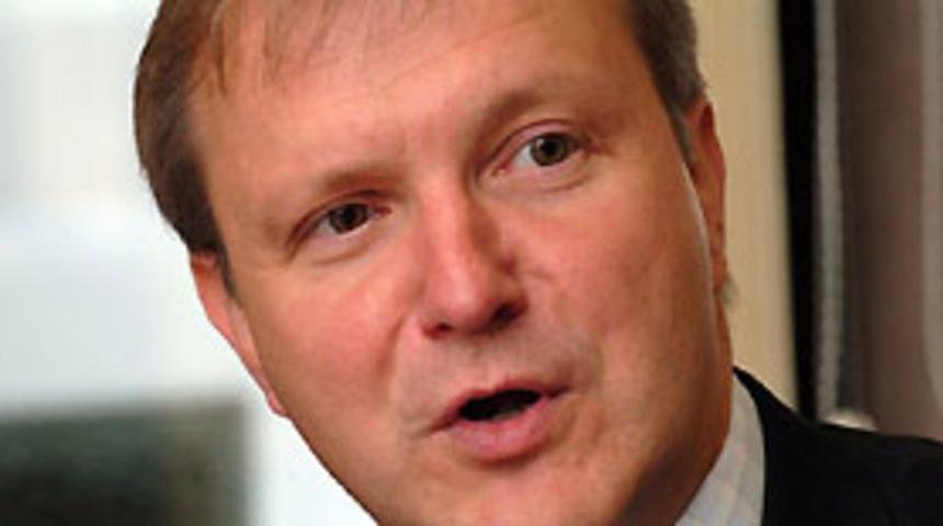 Rehn'den Kıbrıs konusunda Finlandiya'ya &ccedil;ağrı