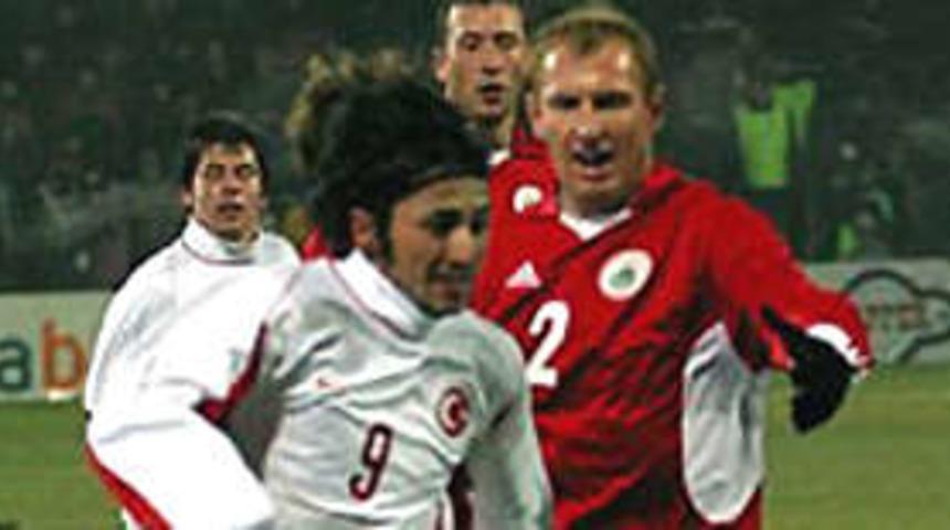 &Uuml;mit Milliler, Yunanistan'a mağlup oldu