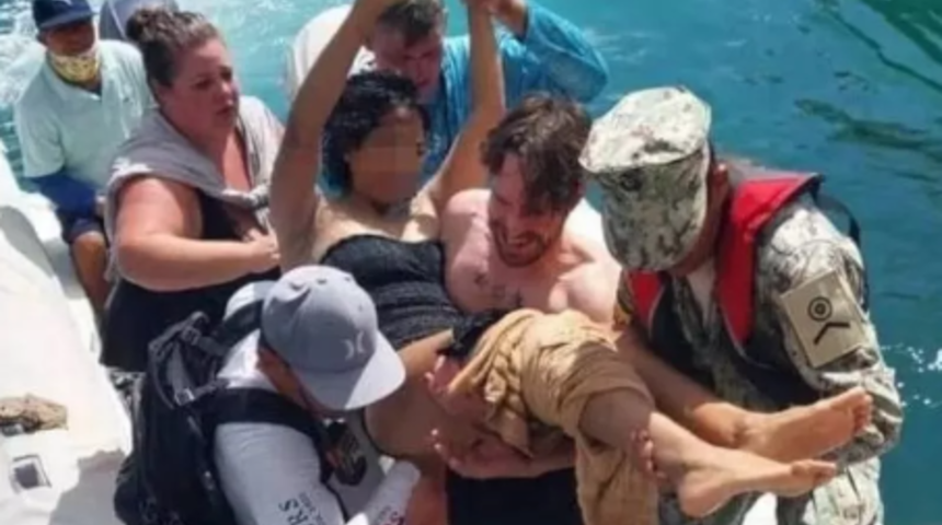 Denizin tadını çıkarttığı sırada bir anda kabusu yaşadı! Su kan gölüne döndü... “Ne olduğunu anlayamadım”