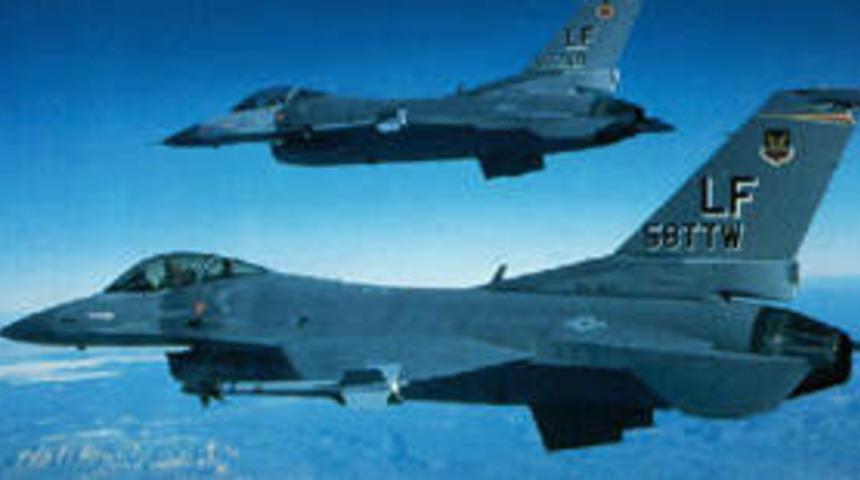 Savunma Bakanları temas halinde