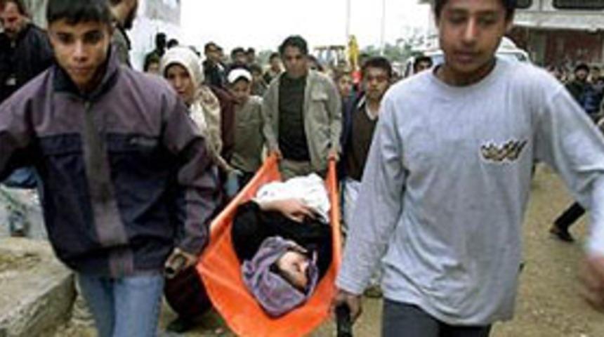 İsrail askerleri &ccedil;ocuk &ouml;ld&uuml;rd&uuml;