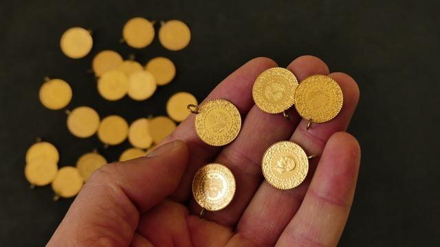 ALTIN FİYATLARI 6 EKİM 2023: Tam, yarım, cumhuriyet, çeyrek ve gram altın fiyatları ne kadar? Canlı takip ekranı!