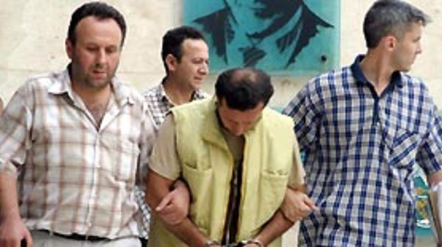 Ev sahibi dehşetine 5 m&uuml;ebbet talebi