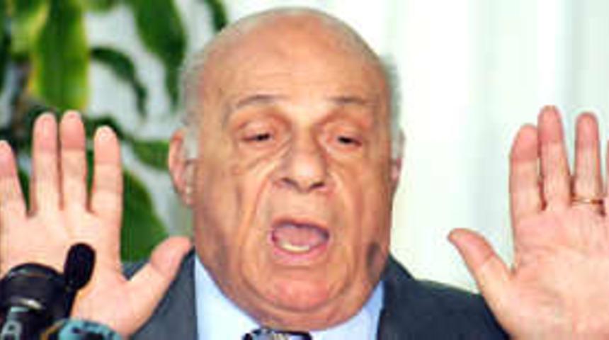 Denktaş: "Bir yeni Atat&uuml;rk'&uuml;m&uuml;z yok"