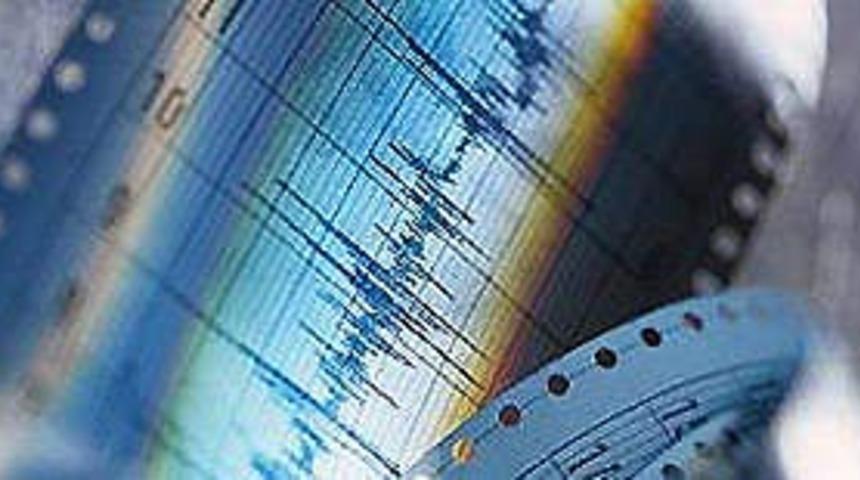 Pakistan'ın başkenti İslamabad'da deprem