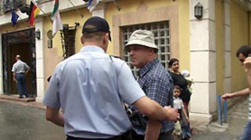 Kamera önünde MOBESE protestosu