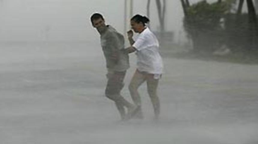 ABD'de hortum 11 can aldı