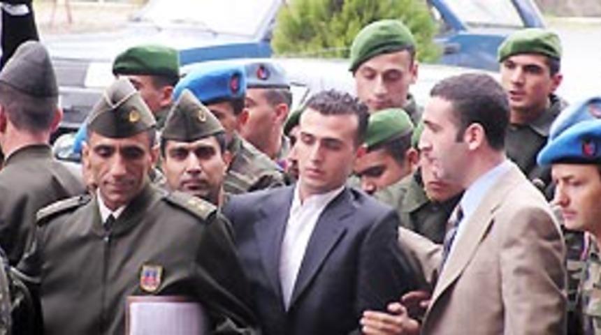 B&ouml;l&uuml;nmez'i vuran Tutaş Adliye'de