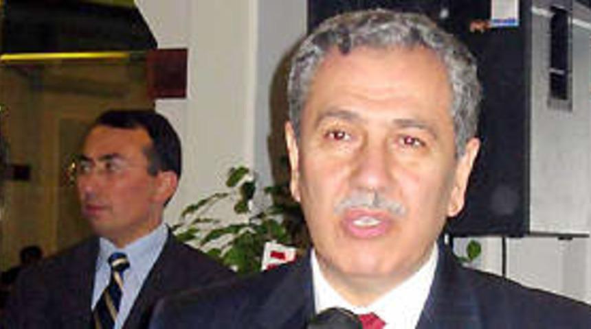 Arın&ccedil;'tan medyaya sert eleştiri