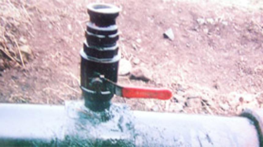 Diyarbakır'da petrol hırsızlarına su&ccedil;&uuml;st&uuml;