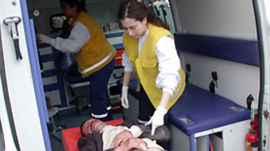 Doktor evinde &ouml;l&uuml; bulundu