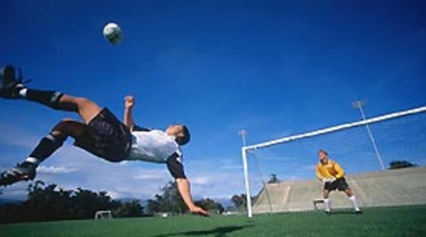 Spor yaparken 2 &ccedil;ocuk &ouml;ld&uuml;