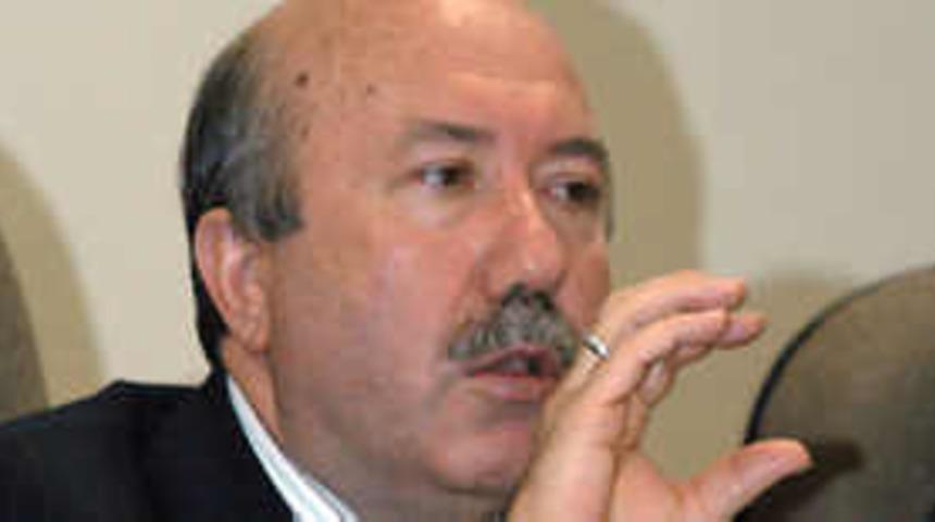 Tartışmaya Unakıtan da katıldı