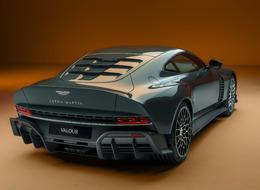 Aston Martin 110. yılına özel tasarladığı Valour modelini tanıttı