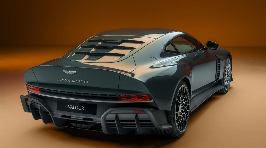 Aston Martin 110. yılına özel tasarladığı Valour modelini tanıttı