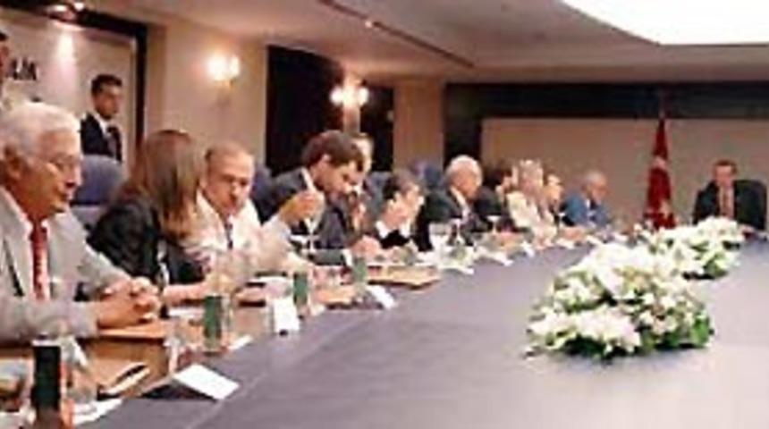 "K&uuml;rt sorunu sadece asayiş sorunu değil"