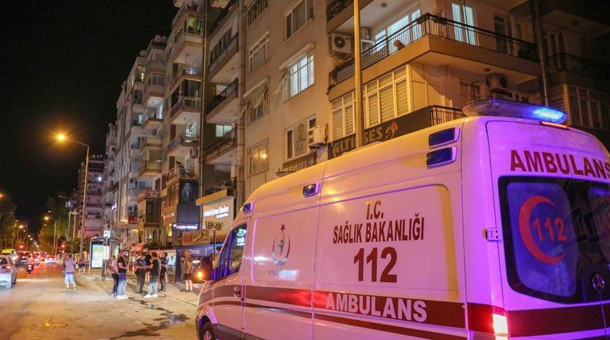 Antalya'da 8 katlı apartmanda yangın! Yaşlı çifti ölüm ayırdı