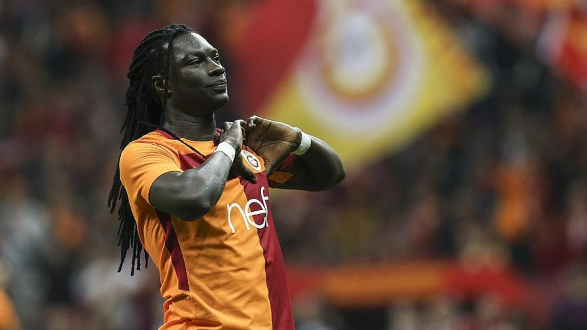 Bafetimbi Gomis Galatasaray a geri d&ouml;n&uuml;yor! İşte yeni g&ouml;revi  3