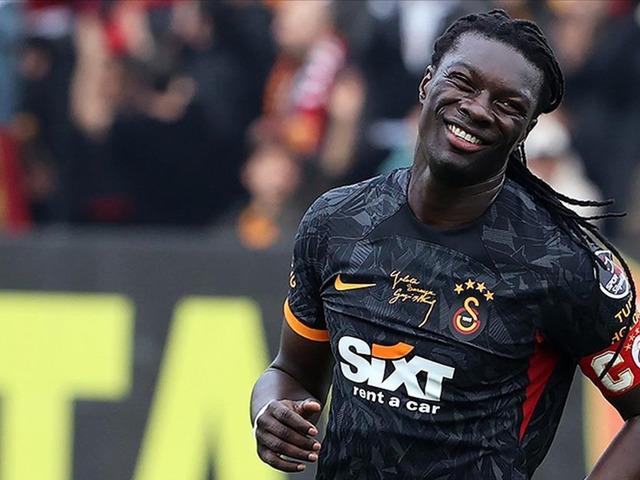 Galatasaray'dan ayrılan Gomis'in yeni adresi belli oldu! İstanbul'da kaldı...