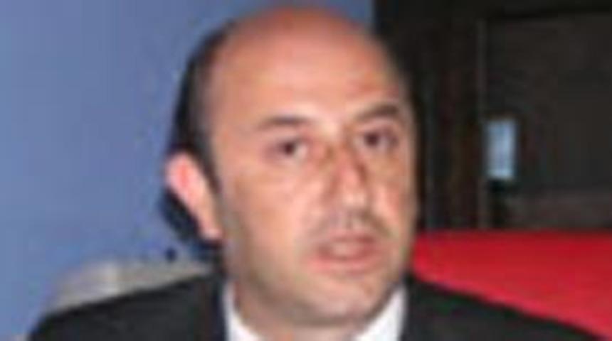 Ağrı Milletvekili &Ouml;zmen, toprağa verildi