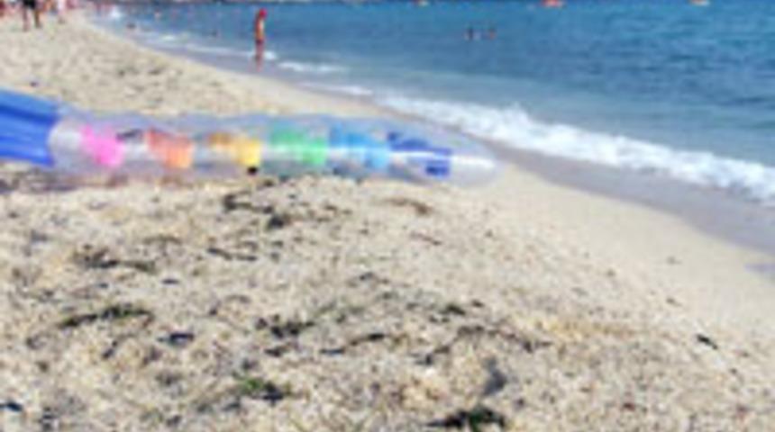 Alanya plajları zifte bulandı