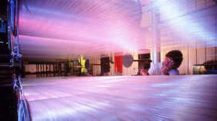 Tekstil sekt&ouml;r&uuml;n&uuml;n sorunları artıyor