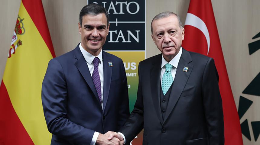 Erdoğan'ın diplomasi trafiği devam ediyor! NATO Zirvesi'nde 2. gün: Litvanya'da dünya liderleriyle kritik görüşmeler