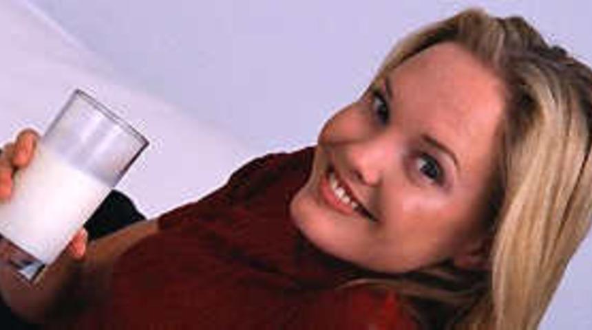 Günde 2 bardak süt şart