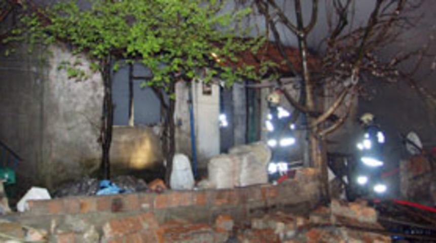 Gazi mahallesi'nde 1 g&ouml;zaltı daha