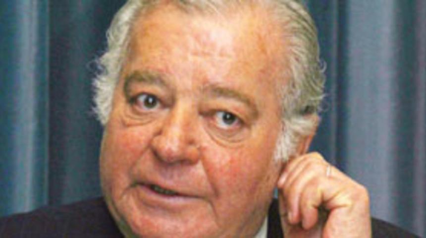 Eskiyapan, AK Parti'ye katıldı